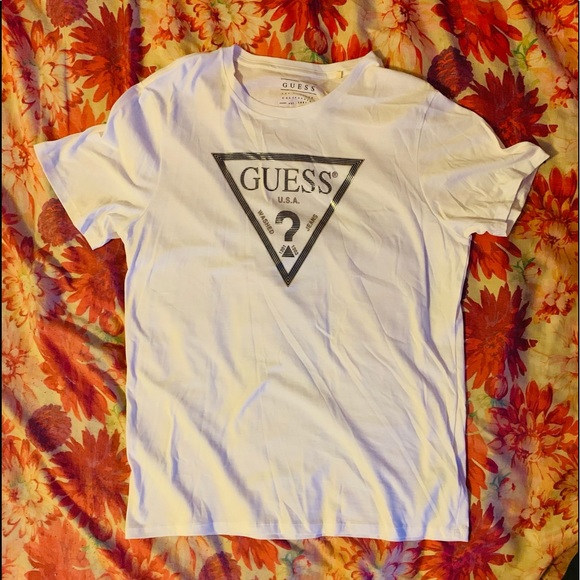 COPY - Men’s two piece guess set - Picture 2 of 2